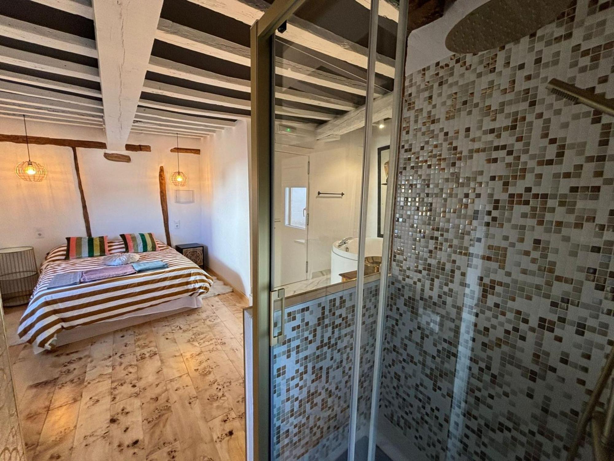 Secreto Suites By Gloove Куенка Екстериор снимка