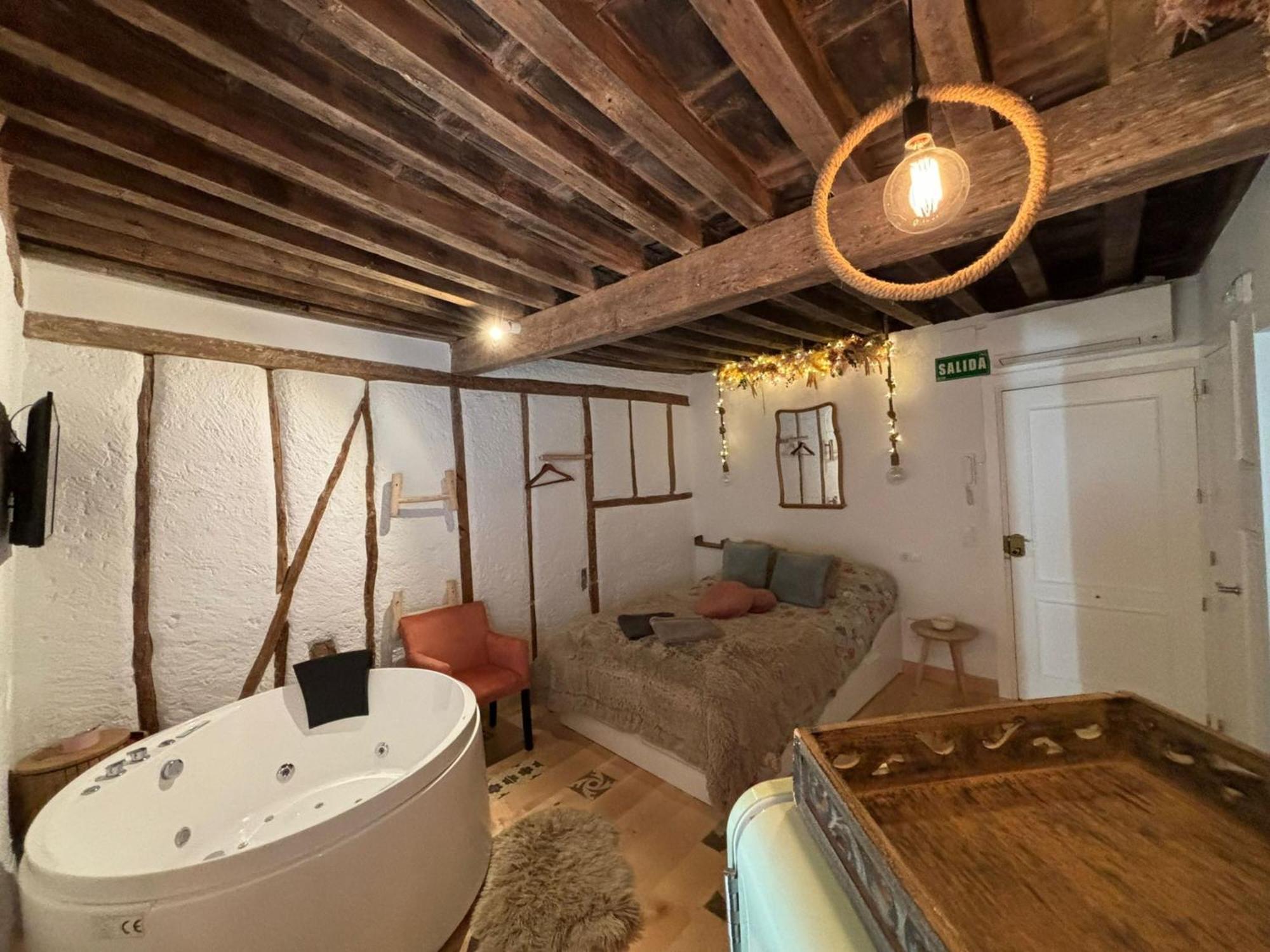 Secreto Suites By Gloove Куенка Екстериор снимка
